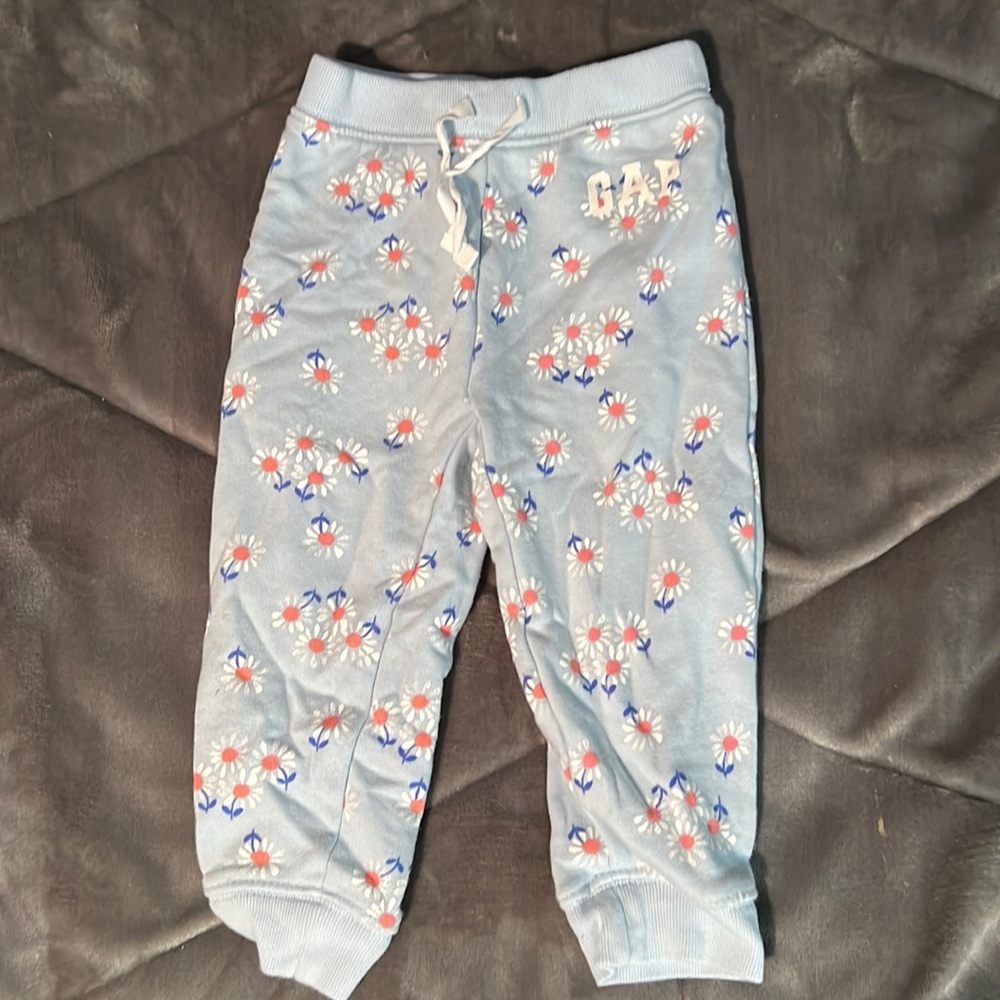 Gap pants size 18-24 months